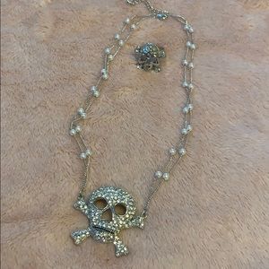 Skull necklace and ring